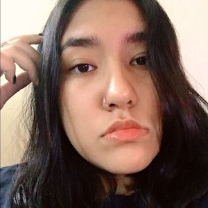 Meet your Posher, Daniela